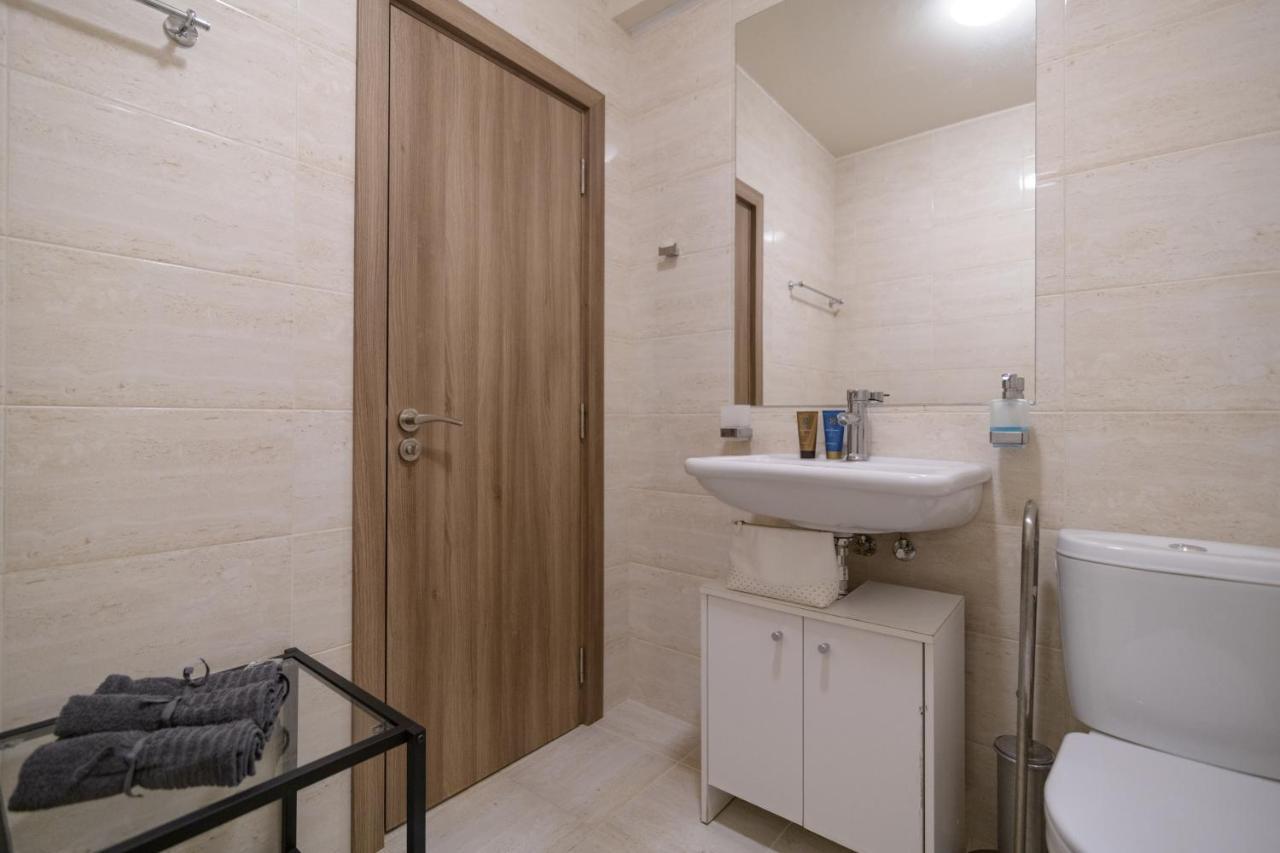 Мarelis Luxe Port Apartment Varna Ngoại thất bức ảnh