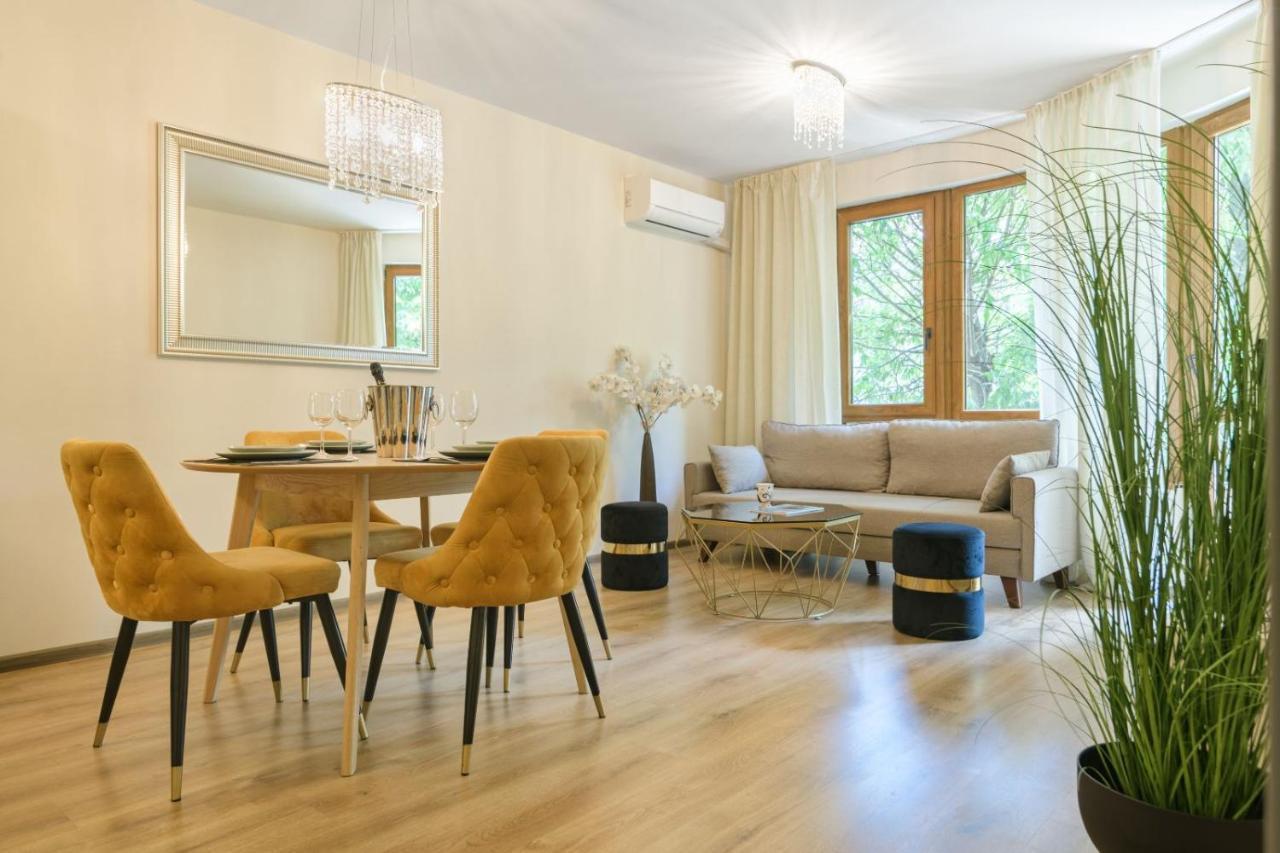 Мarelis Luxe Port Apartment Varna Ngoại thất bức ảnh