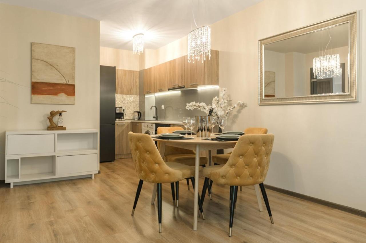 Мarelis Luxe Port Apartment Varna Ngoại thất bức ảnh