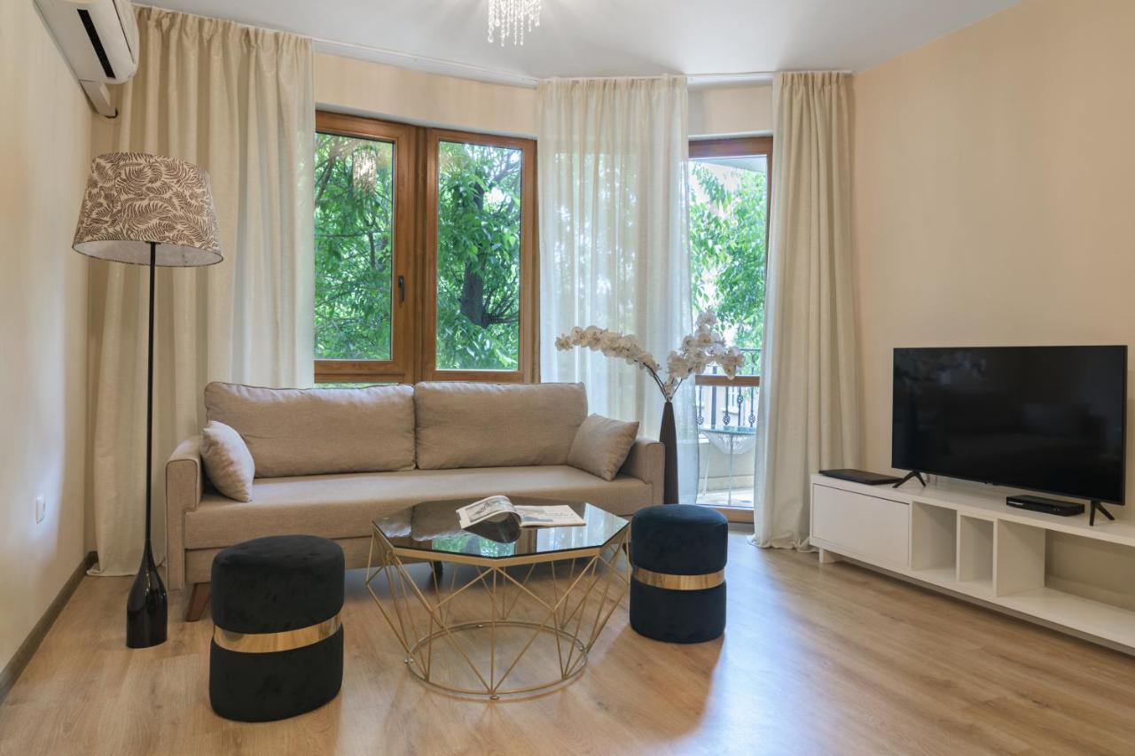 Мarelis Luxe Port Apartment Varna Ngoại thất bức ảnh