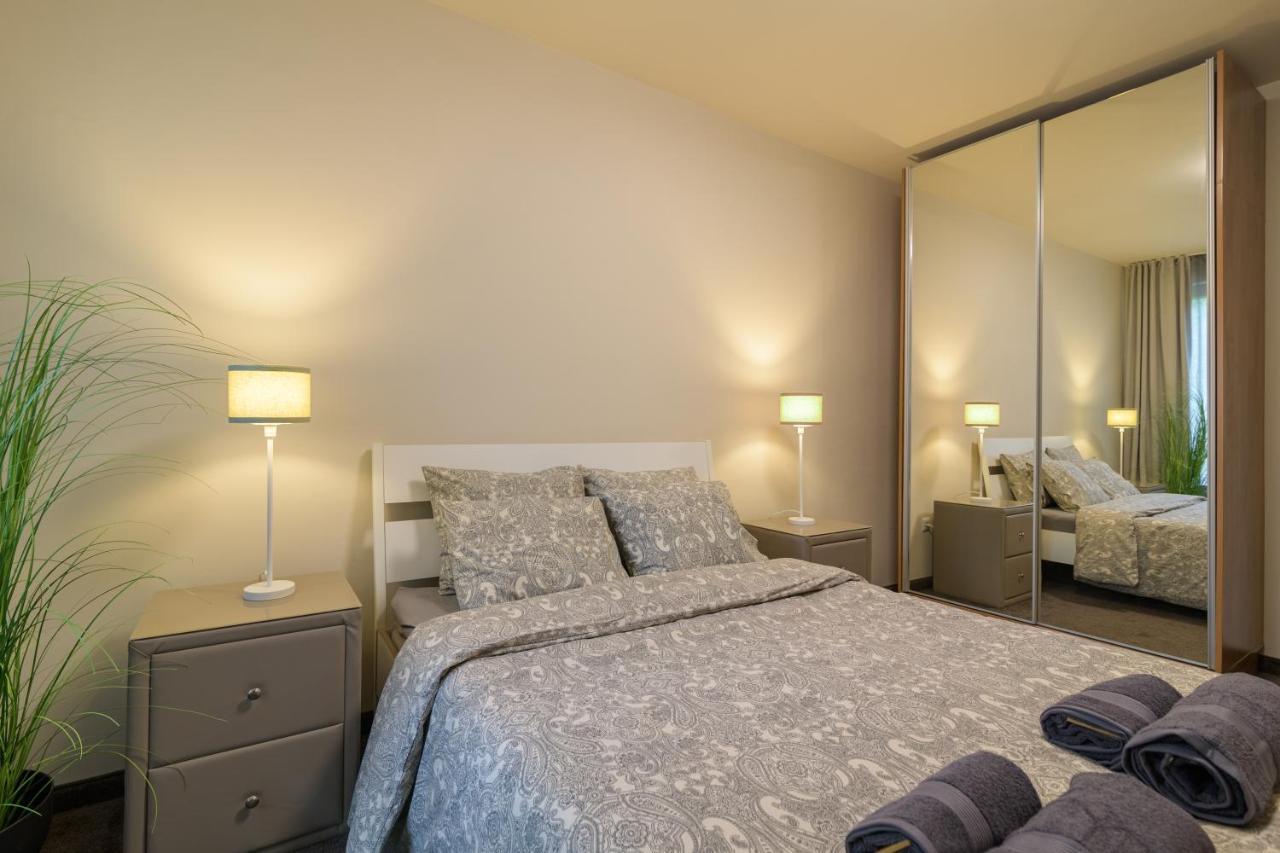Мarelis Luxe Port Apartment Varna Ngoại thất bức ảnh