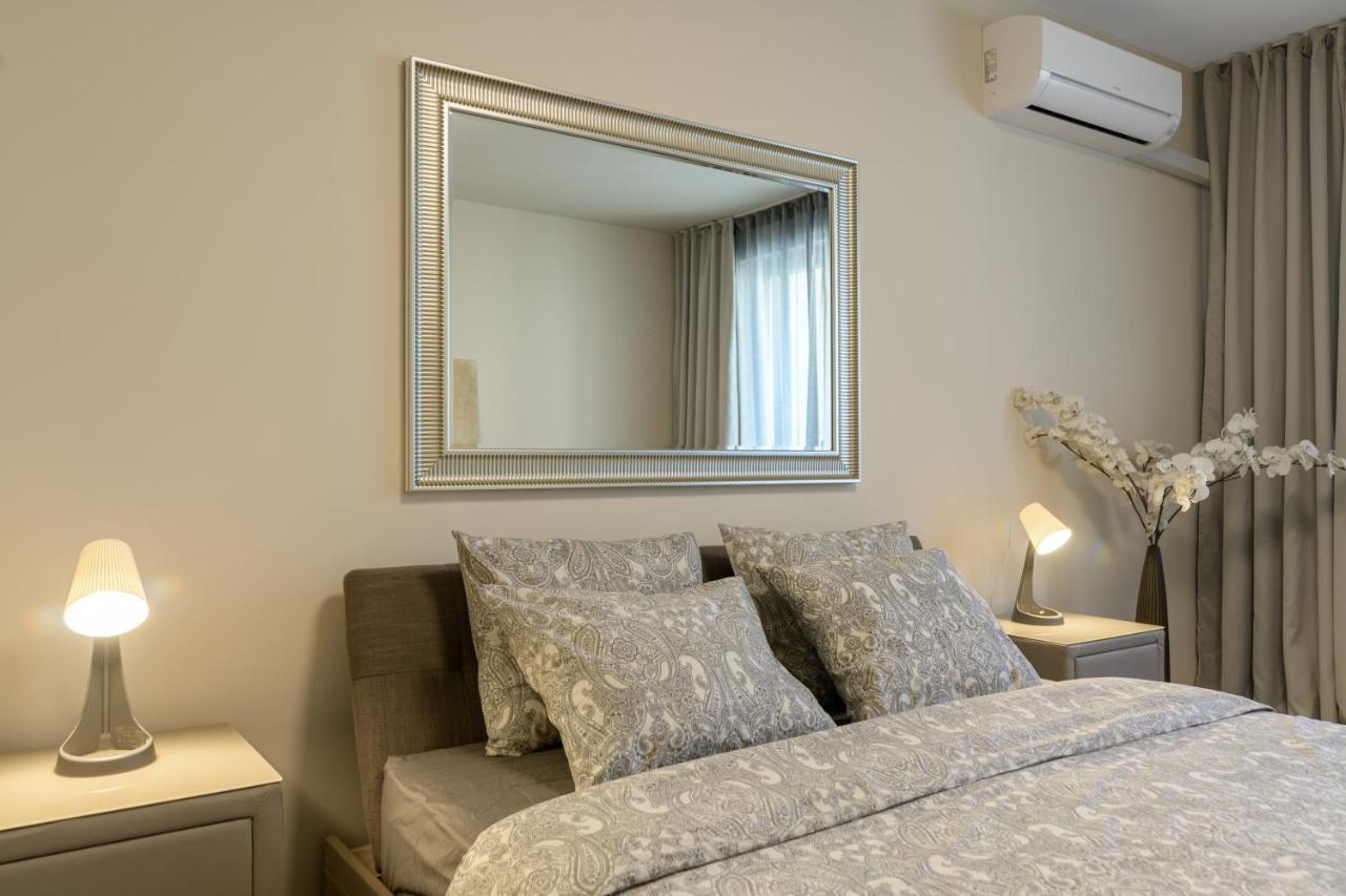Мarelis Luxe Port Apartment Varna Ngoại thất bức ảnh